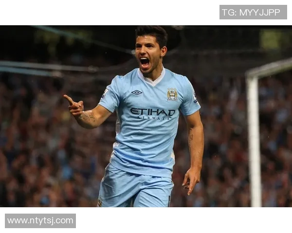 现代足球巨星高清照片集 聚焦全球顶级球员风采与魅力