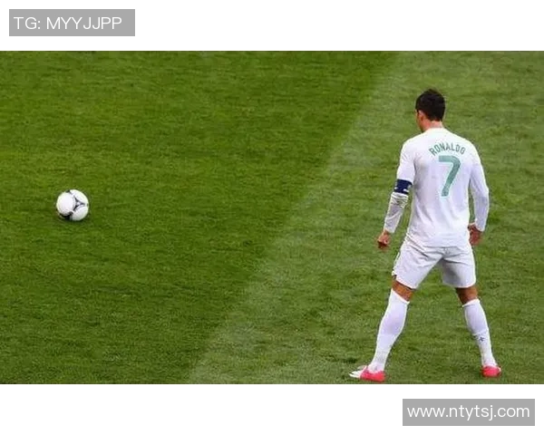 盘点球星职业生涯最佳进球瞬间展现绿茵场上的巅峰魅力 盘点球星职业生涯最佳进球瞬间展现绿茵场上的巅峰魅力